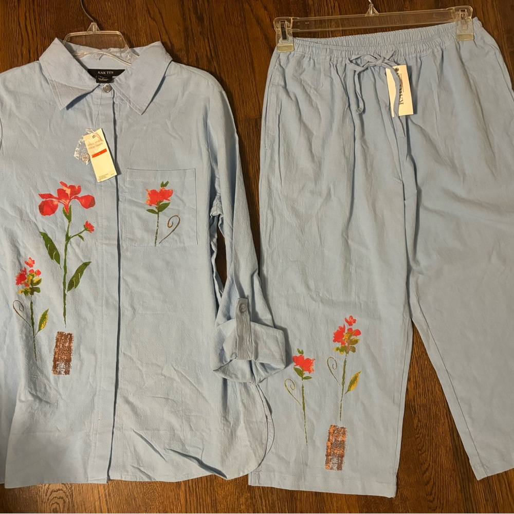 Vintage Kaktus hand painted 3/4 sleeve top w/ matching hand painted Capri
